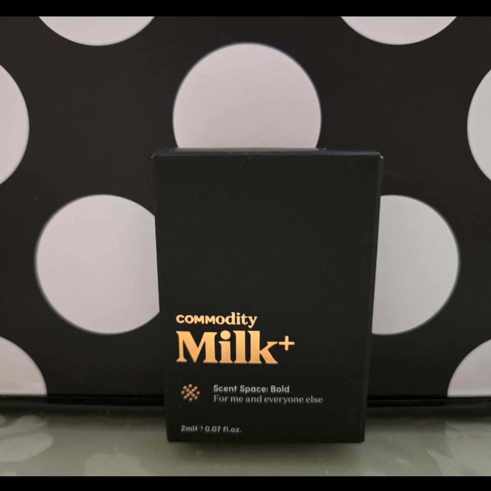 5/$25✨️Commodity Milk+ SAMPLE✨️